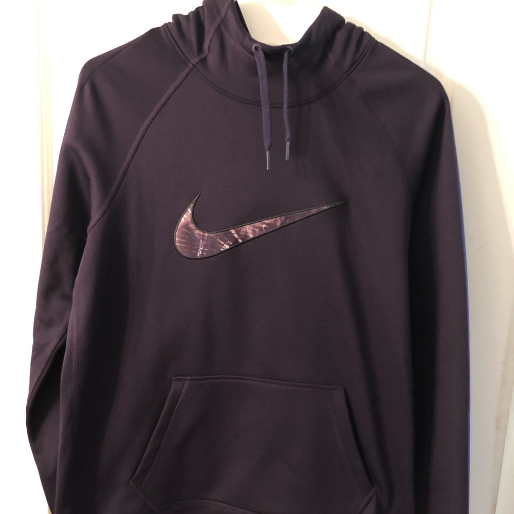 🛑SOLD🛑 NIKE Plum Dri-Fit Hoodie - Small